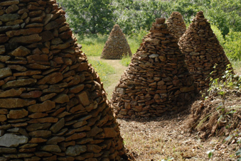 Les Piles, instalation Francis Tuzet